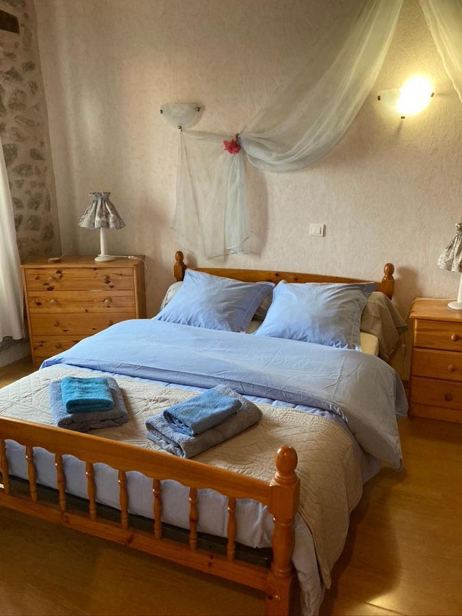 Lo Soulenquo A Fonteilles Sur Le Gr 65 Bed and Breakfast Golinhac Εξωτερικό φωτογραφία